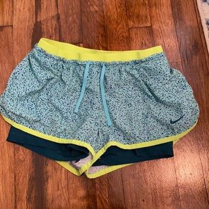 Nike women’s running short